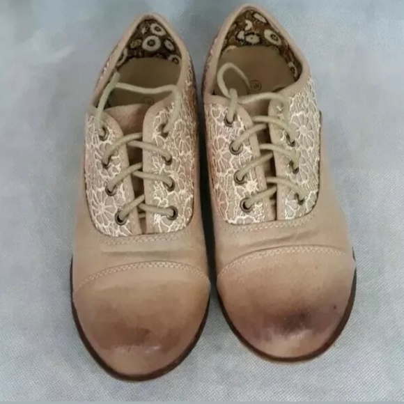 Hot Tomato Shoes Hot Tomato Jordan Size 65m Vintage